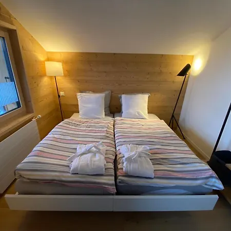L'adret, 3,5 Pieces Dans Les Combles. Apartment *