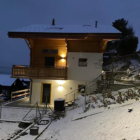 L'adret, 3,5 Pieces Dans Les Combles. *