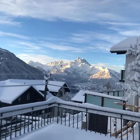 L'adret, 3,5 Pieces Dans Les Combles. Apartamento *