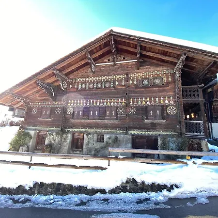 L'adret, 3,5 Pieces Dans Les Combles.